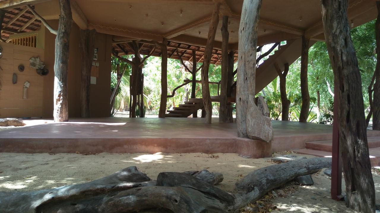 Light House Beach Hut Komari Exterior foto